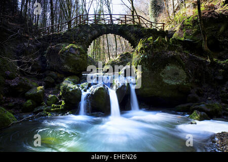 Cascata Schiessentuempel, Lussemburgo Foto Stock