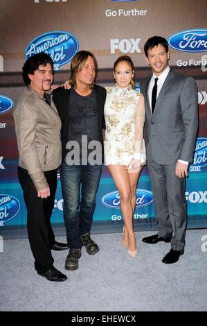 Scott Borchetta, Jennifer Lopez, Keith Urban & Harry Connick Jr American Idol 14 finalista parte 11/03/2015 Los Angeles/picture alliance Foto Stock