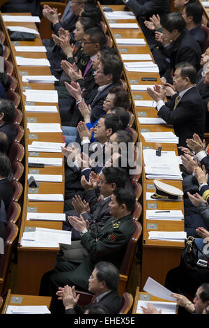 Pechino, Cina. 13 Mar, 2015. La riunione di chiusura della terza sessione del XII Comitato nazionale del la Conferenza consultiva politica del popolo cinese (Cpcpc) è tenuto presso la Grande Sala del Popolo di Pechino, capitale della Cina, 13 marzo 2015. Credito: Cai Yang/Xinhua/Alamy Live News Foto Stock