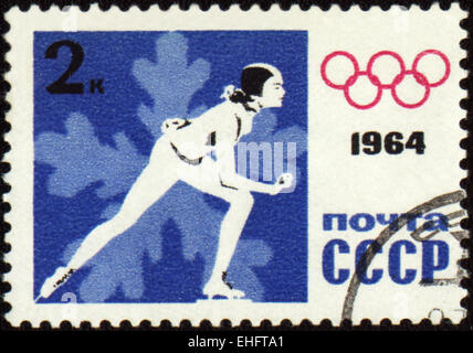Un timbro postale stampato in URSS mostra skater Foto Stock