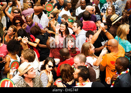 Buona volte soundsystem al carnevale di Notting Hill 2008. Foto Stock