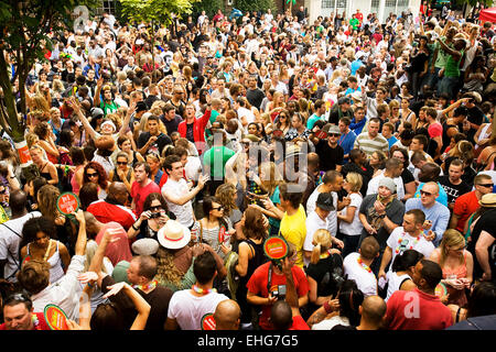 Buona volte soundsystem al carnevale di Notting Hill 2008. Foto Stock