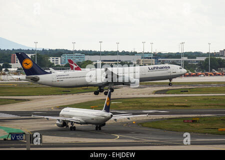 Lufthansa A340-300 Foto Stock