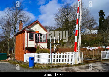 Signalbox sulla South Tynedale treno alla stazione di Alston. Foto Stock