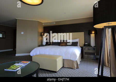 La camera degli ospiti del Four Seasons Hotel Sydney, Sydney Australia Foto Stock