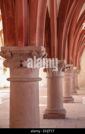 Grande vecchio archivio nel monastero cistercense Kiedrich, Rheingau, Hesse, Germania Foto Stock