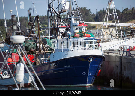 I pescherecci con reti da traino a Baltimore County Cork in Irlanda Foto Stock