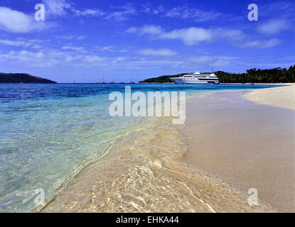 Blue Lagoon Beach, Il Nanuya Lailai, Yasawa Islands. Isole Figi. Pacific Foto Stock