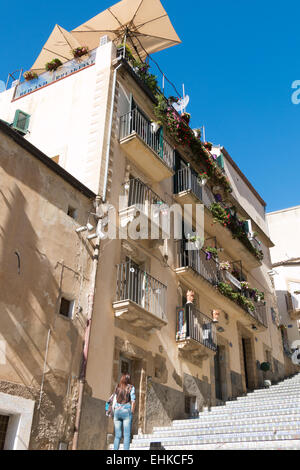 La famosa città di Caltagirone Sicilia noto per le sue ceramiche Foto Stock