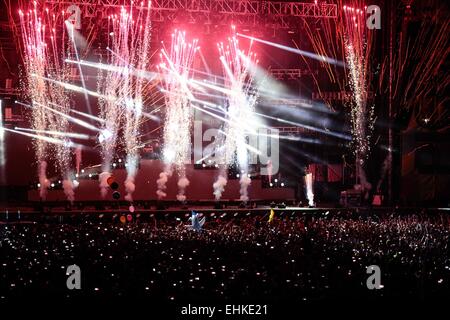 Bogotà, Colombia. Xiv Mar, 2015. Scotish artista Calvin Harris esegue durante il sesto " Picnic Estereo' Festival nella città di Bogotà, capitale della Colombia, il 14 marzo 2015. Credito: Jhon Paz/Xinhua/Alamy Live News Foto Stock