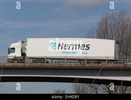 Un Hermes carrello viaggia attraverso le Midlands del Regno Unito. Foto Stock