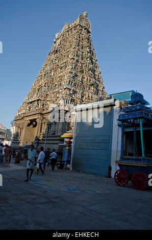 Progettazione architettonica di Kapaleeshwarar tempio a Mylapore,Chennai,Tamilnadu,l'India,Asia Foto Stock