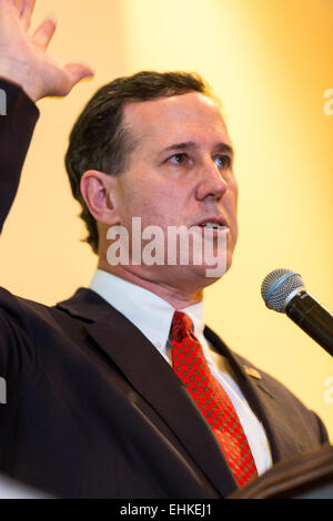 Ex Senatore USA Rick Santorum risolve la Carolina del Sud la sicurezza nazionale Action Summit su Marzo 14, 2015 in West Columbia nella Carolina del Sud. Foto Stock