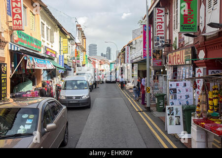 La strada dello shopping di il piccolo quartiere indiano di Singapore Foto Stock