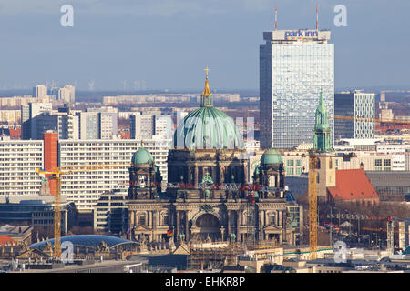 Berlino, Germania - 27 dicembre 2013: il centro di Berlino la città di Berlino in Germania il 27 dicembre 2013. Foto Stock