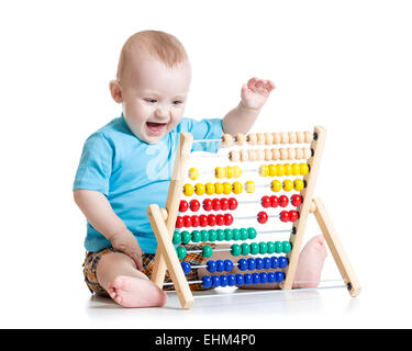 Il bambino gioca con abacus toy Foto Stock