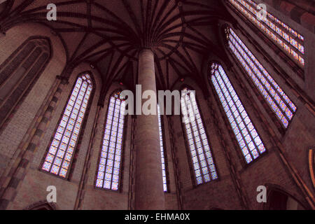 Interno Chiesa dei Giacobini, Toulouse, Francia Foto Stock