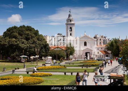 Argentina Buenos Aires Recoleta, Plaza e la chiesa di Nostra Signora del Pilar Foto Stock