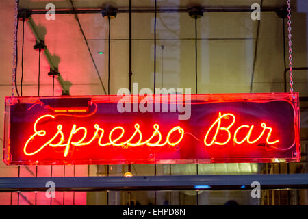 Il Neon Espresso Bar segno Foto Stock