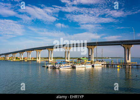 Il Vilano Causeway, in Vilano Beach, Florida. Foto Stock