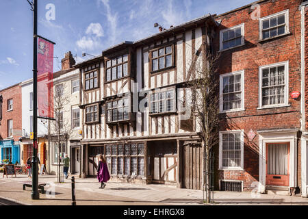 Conquista House, un edificio storico del Kent, in Palace Street, Canterbury, nel Kent, Inghilterra, Regno Unito. Foto Stock