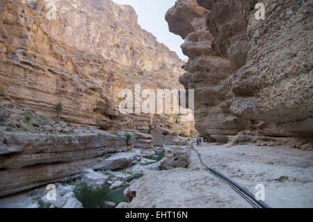 Wadi Fusc, un drammatico canyon in Oman vicino Sur Foto Stock