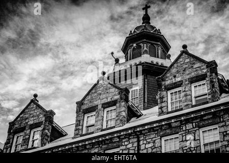 Dettagli architettonici del Seminario di Mount Saint Mary's University, in Emmitsburg, Maryland. Foto Stock