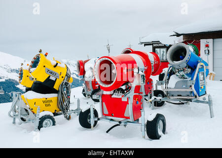 Cannoni da neve, Tirol Zillertal Austria Foto Stock