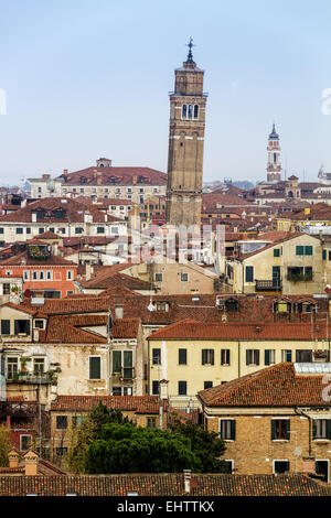 Chiesa pendente Torre Venezia Italia Foto Stock