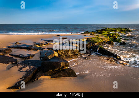 Pontile sulla spiaggia di Cape May, New Jersey. Foto Stock