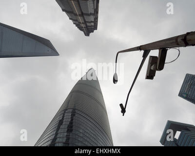 Il World Financial Center di Shanghai, Torre di Jin Mao e la Shanghai Tower grattacieli nel distretto di Pudong di Shanghai in Cina Foto Stock