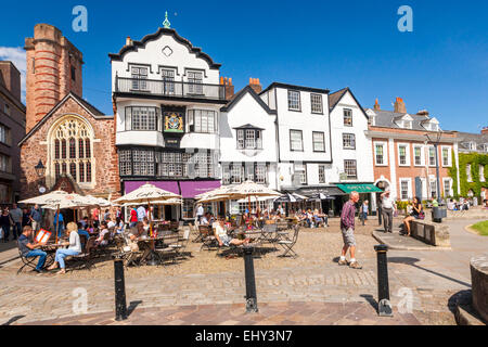 La chiesa di St Martin e Mol's Coffee House, Cattedrale vicino, Exeter Devon, Inghilterra. Foto Stock