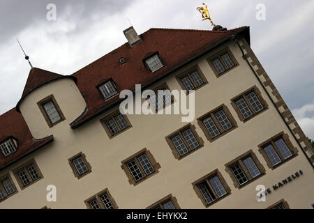 La vecchia cancelleria (Alte Kanzlei), piazza Schiller (Schillerplatz), Stoccarda. Una delle principali destinazioni di viaggio nella città. Foto Stock