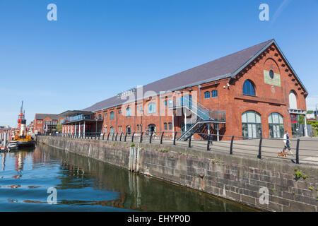 Il Galles, Glamorgan, Swansea, Swansea Docks, National Waterfront Museum Foto Stock