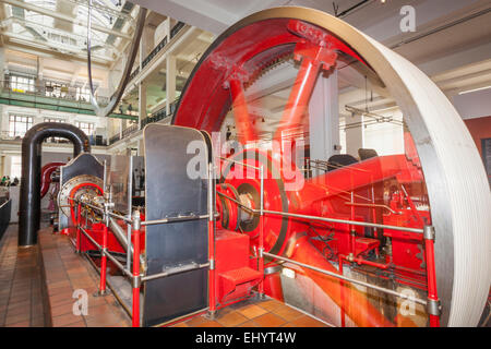 Inghilterra, London, Kensington, il Museo della Scienza, il Mulino motore da Burnley ferramenta azienda datata 1903 Foto Stock