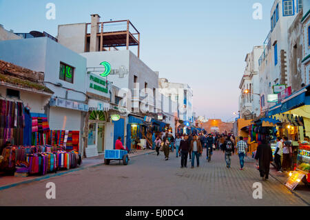 Avenue de l'Istiqial, Medina, Essaouira Costa Atlantica, Marocco, Africa settentrionale Foto Stock