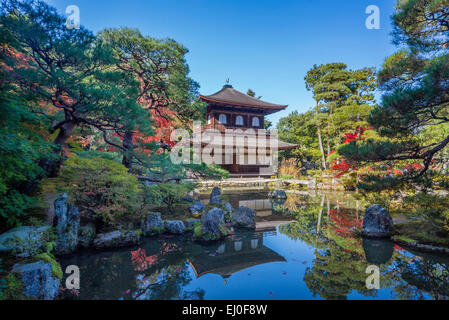 Eredità di Mondo, Ginkaku-ji, Giappone, Asia, Kansai, Kyoto, Giapponese, Paesaggio, architettura, colorato, caduta, giardino, house, momiji Foto Stock