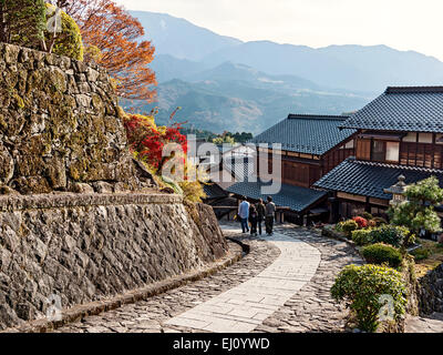 Magome juku, Valle di Kiso, Prefettura di Gifu, Giappone. Città postale lungo Kisoji Trail e Nakasendo Trail. Paesaggio tradizionale giapponese. Foto Stock