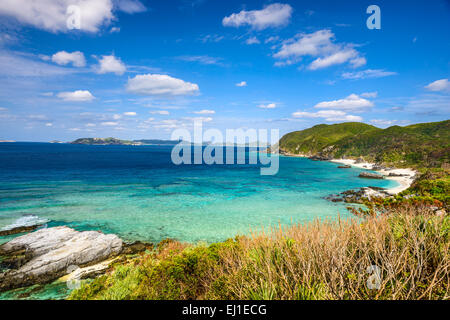 Tokashiki, Okinawa, in Giappone vista costiera a Aharen Beach. Foto Stock