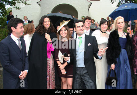 Il matrimonio della Principessa Maria Teresa di Thurn und Taxis e Hugo Wilson a San Giuseppe chiesa in Tutzing dotate: Ospiti Dove: Tutzing, Starnberg, Germania Quando: 13 Set 2014 Foto Stock