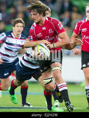 Melbourne, Victoria, Australia. 20 Mar, 2015. FRANCO MOSTERT dell'Emirato Lions è affrontato con la palla durante il 2015 Super Rugby Rd 6 gioco tra i ribelli di Melbourne e il Lions a AAMI Park. I Lions battere i ribelli di Melbourne 20-16. Credito: Tom Griffiths/ZUMA filo/Alamy Live News Foto Stock