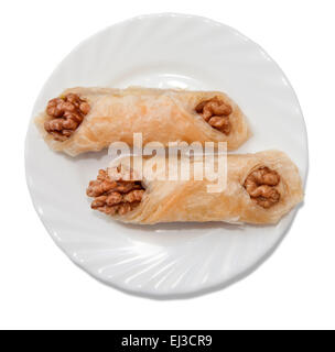 Piastra con bagno turco baklava isolate su sfondo bianco Foto Stock