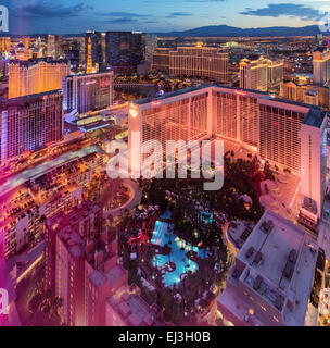 Las Vegas Skyline visto dall'alto rullo ruota panoramica Ferris Foto Stock