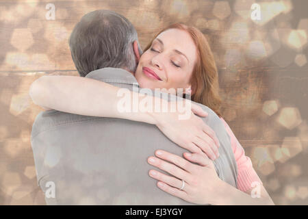 Immagine composita di casual giovane costeggiata ogni altro Foto Stock