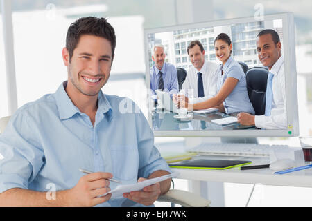 Immagine composita della gente di affari il brainstorming Foto Stock