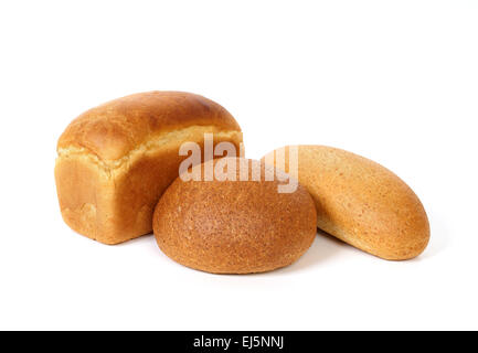 Tre pagnotte di pane isolato su bianco Foto Stock