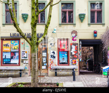 Lichtblick Kino, cinema Lichtblick esterno, piccolo vecchio filmato teatro Playhouse e posti a sedere per 24 persone, Berlino Foto Stock