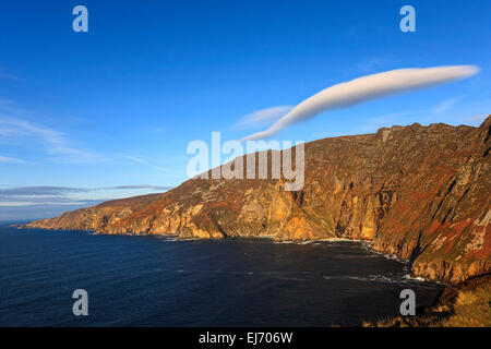 Scogliere Bunglass, scogliere marine più elevate in Europa, County Donegal, Repubblica di Irlanda, Europa. Foto Stock