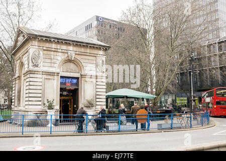 Il rubinetto di Euston Foto Stock