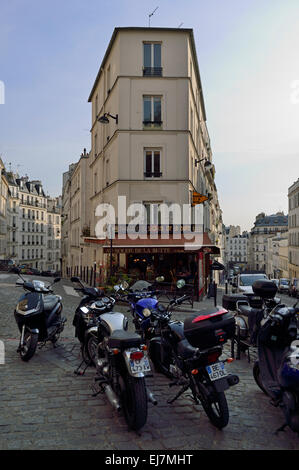 Au Soleil de la Butte, Street Cafe Ristorante, Montmartre, 10th Arrondissement, Parigi, Francia Foto Stock